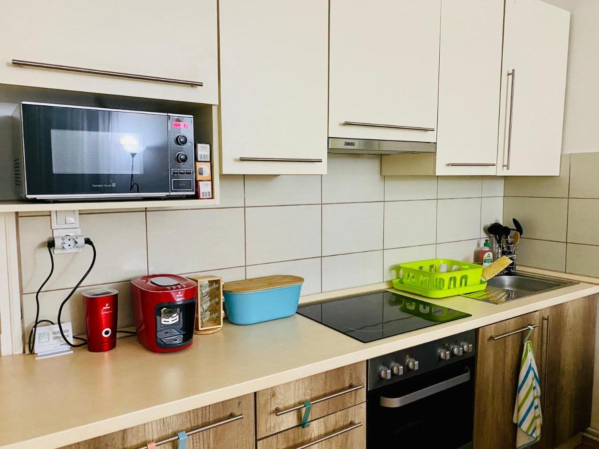Kalvaria Apartman Szegedin Exterior foto