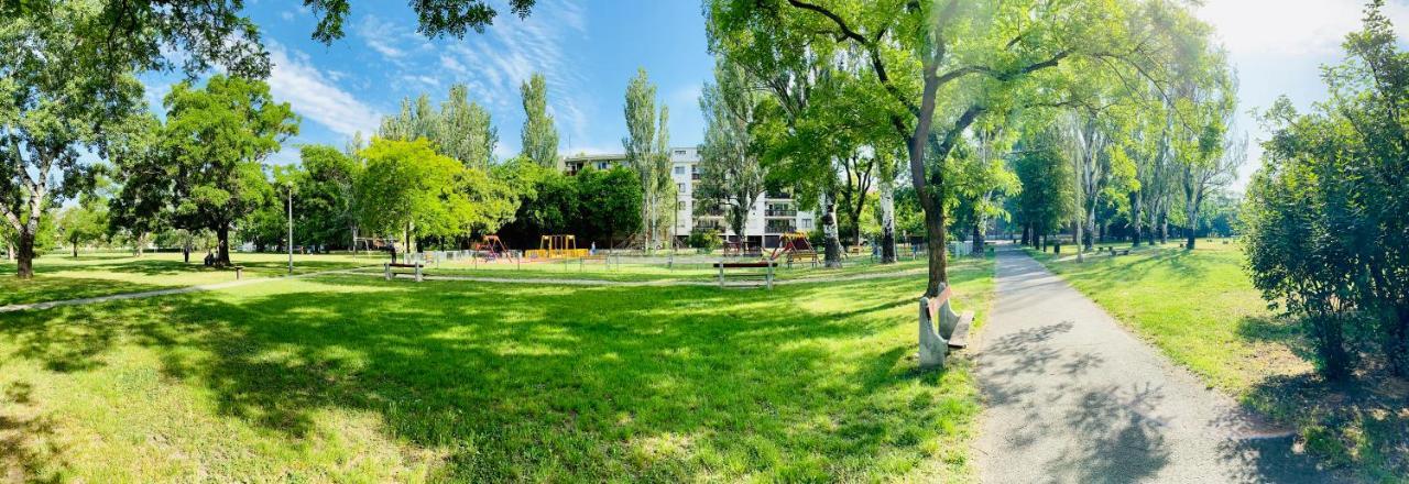 Kalvaria Apartman Szegedin Exterior foto